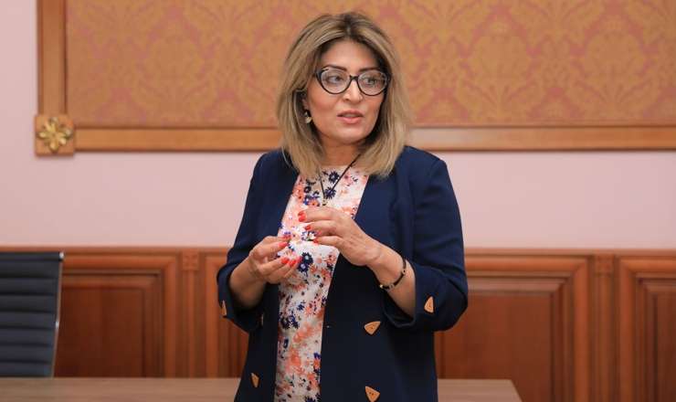 Tanınmış aparıcı karyerasını bitirdi 