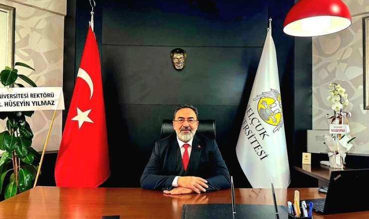 Azərbaycanlı rəssam Türkiyə universitetində dekan təyin olundu 