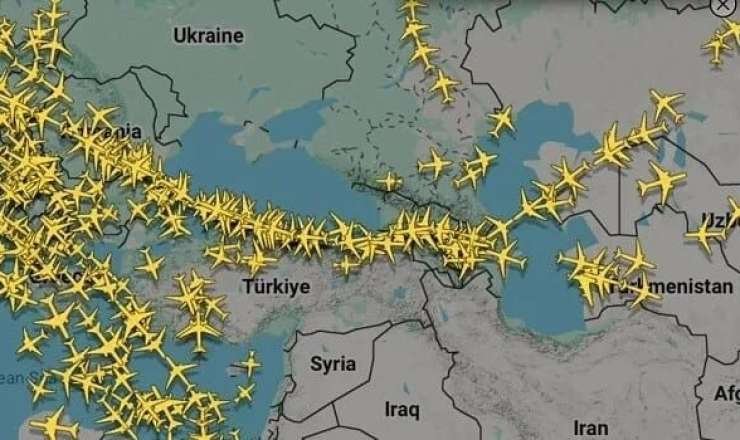 İran müharibəsi: Təyyarələr Azərbaycan səmasına yönəldi - FOTO 