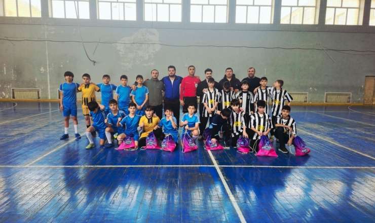  Məktəblərarası turnirdə qələbə sevinci - VİDEO 