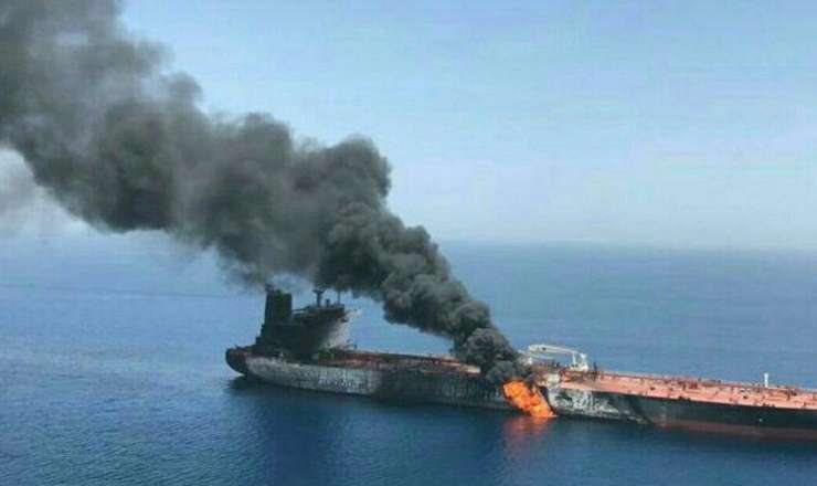 İran ABŞ tankerini hədəfə aldı 