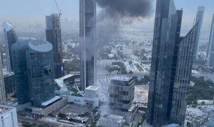İran Dubay Beynəlxalq Maliyyə Mərkəzini vurdu  - VİDEO