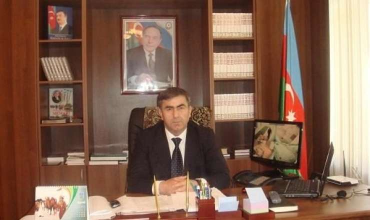 İcra başçısı müğənnini həbs etdirib? 