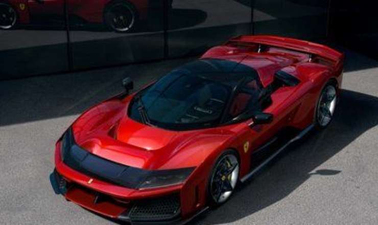 "Ferrari" Yaxın Şərqə tədarükü dayandırdı 