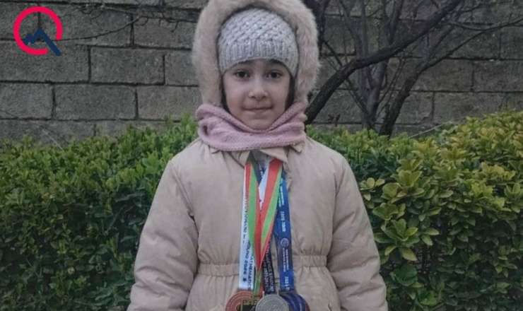 Biləsuvarda şagird üç aya 9 medal qazandı - ABŞ-yə gedir 