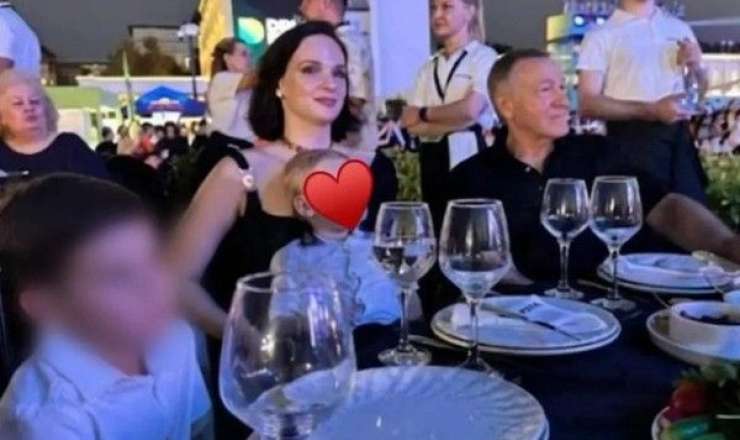 Araz Ağalarovun yeni həyat yoldaşı kimdir?  - FOTO