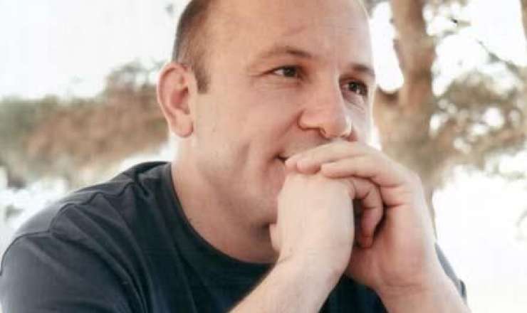 Sabiq deputat ölümün bir addımlığındadır - Vəkil 