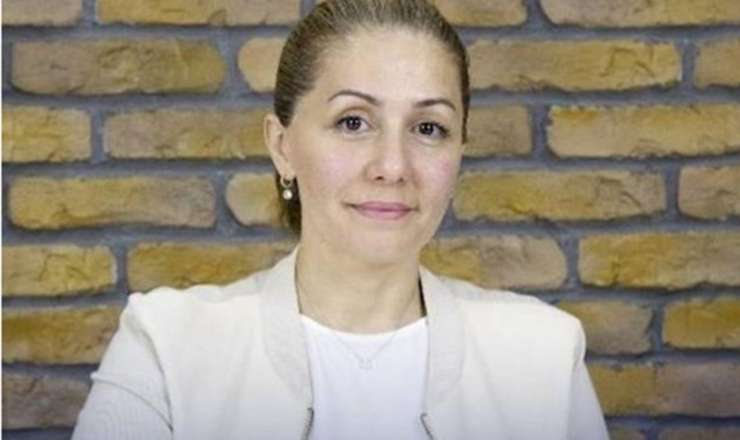 Bu dəfə Azər Qasımlının xanımından şikayət etdi 