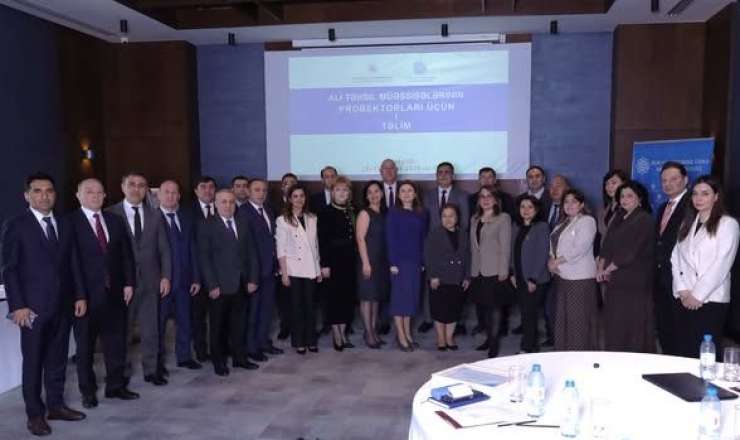 Ali təhsil müəssisələrinin prorektorları üçün I təlim proqramı yekunlaşıb 