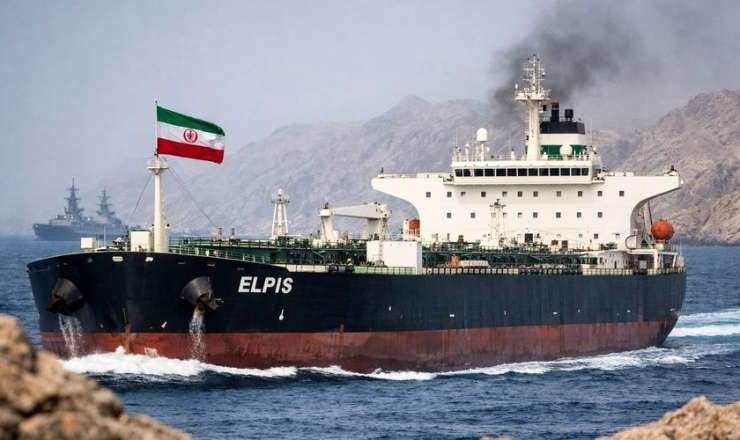 34 İran tankeri ABŞ mühasirəsini yara bilib 