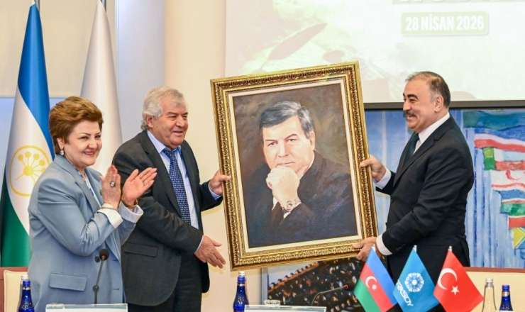 TÜRKSOY Xalq şairi Sabir Rüstəmxanlının 80 illik yubileyini qeyd etdi - FOTO/VİDEO