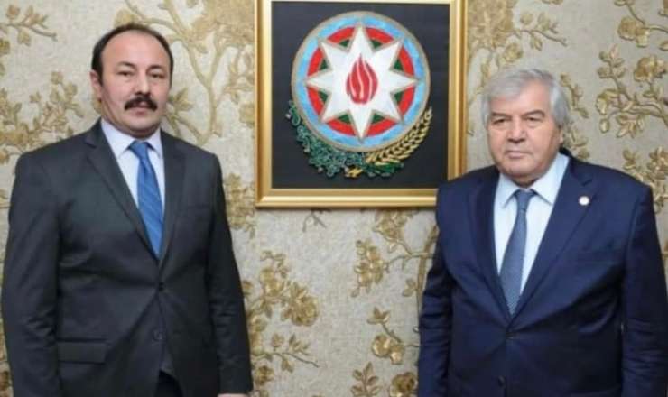 Çiçək pıçıltısı, şimşək çaхışı, könül hayqırışı!  – Dağların qədəhində ömür sağlığı
