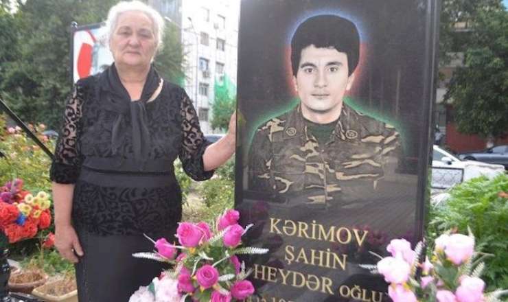 33 il sonra nəşi tapılan şəhidin anası:  "Oğlum sinəsini qabağa verib, 80 nəfəri..."
