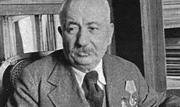 Məşhur alimin şəxsi əşyaları muzeydən oğurlandı 