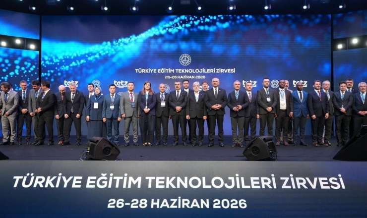 Nazir müavini İdris İsayev Türkiyə Təhsil Texnologiyaları Zirvəsi və Sərgisində (TETZ 2026) çıxış edib - FOTO