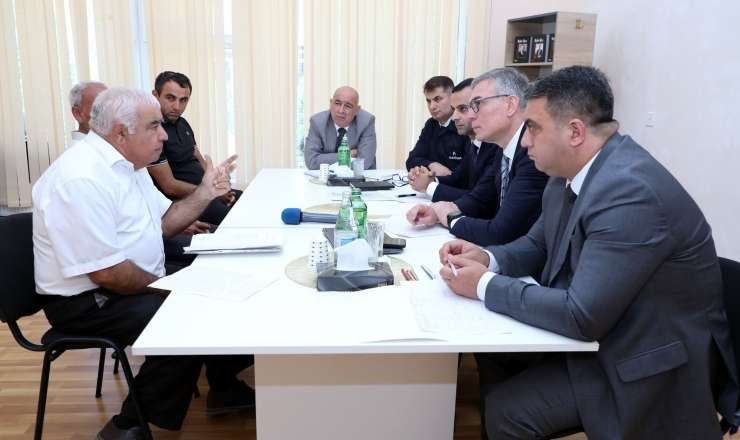 "Azəriqaz” İB-nin baş direktoru Qobustan rayonunda vətəndaş qəbulu keçirdi 