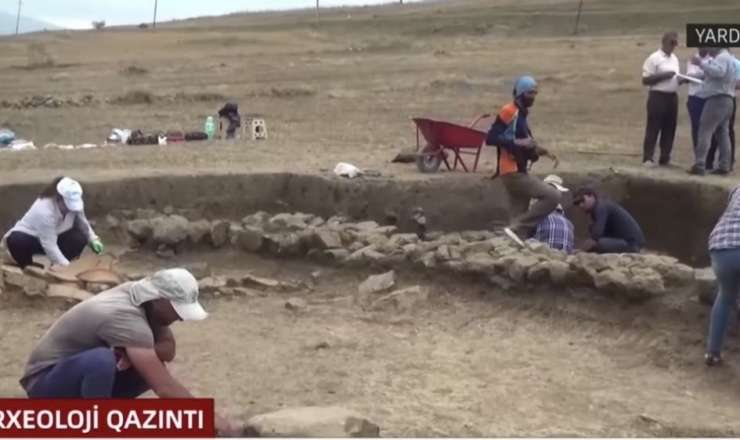 Yardımlıda 2 min illik tarixə malik qədim tikilinin qalıqları tapıldı - VİDEO