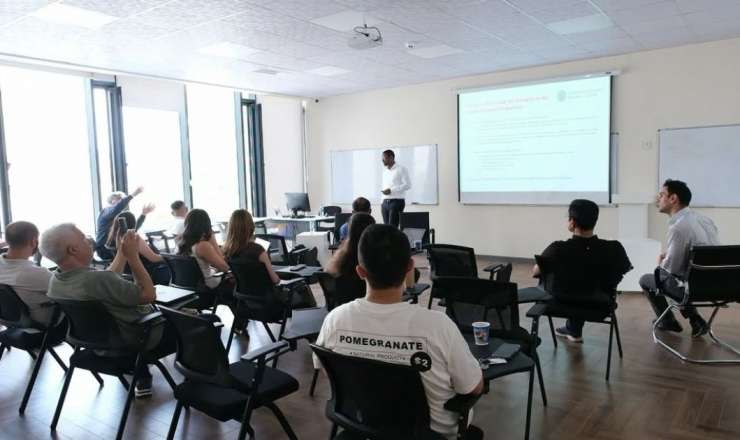 Qarabağ Universitetinin yeni proqramları Britaniya universitetləri ilə birgə hazırlanıb - FOTO