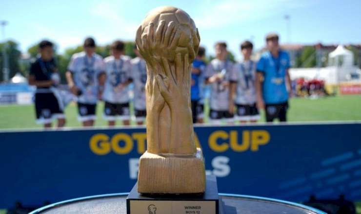 Futbol klubunun 20 üzvü  yoxa çıxdı