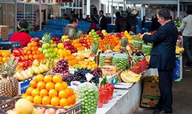 Bakıda ət qiymətinə satılan meyvə  - FOTO