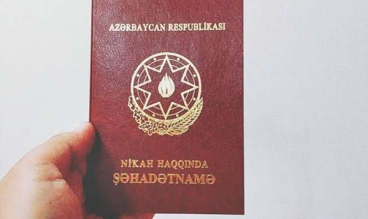 Azərbaycanda həyat yoldaşının soyadını götürən kişilərin  sayı