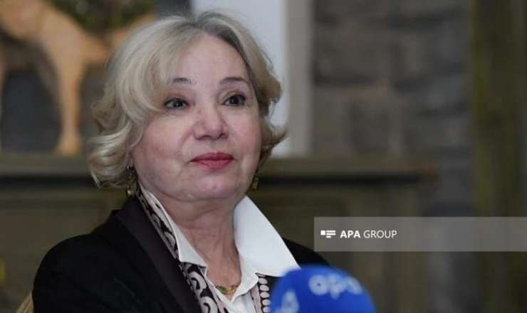 Xalq artisti başqa xəstəxanaya köçürüldü 