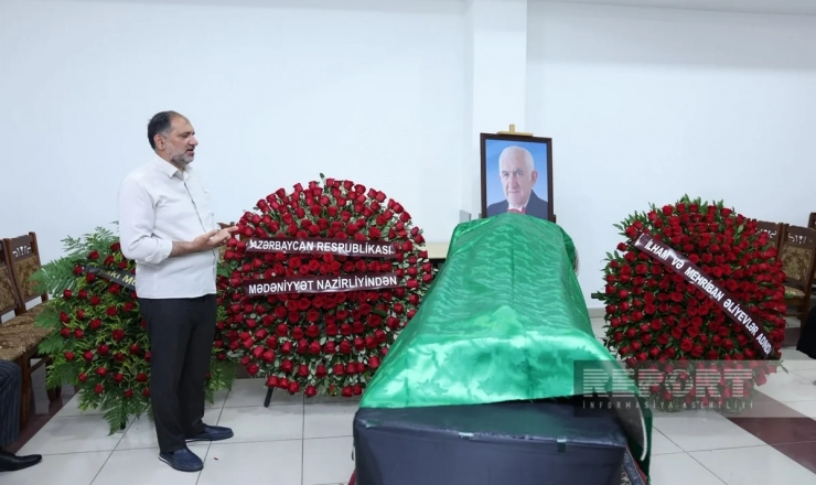 Tofiq Bakıxanov dəfn olundu 