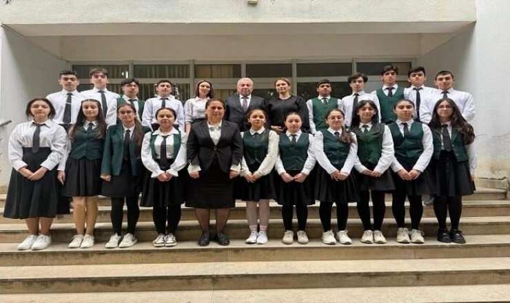 Bir sinifdən 13 nəfər "Tibb"ə qəbul oldu: 1-i 700 bal topladı 