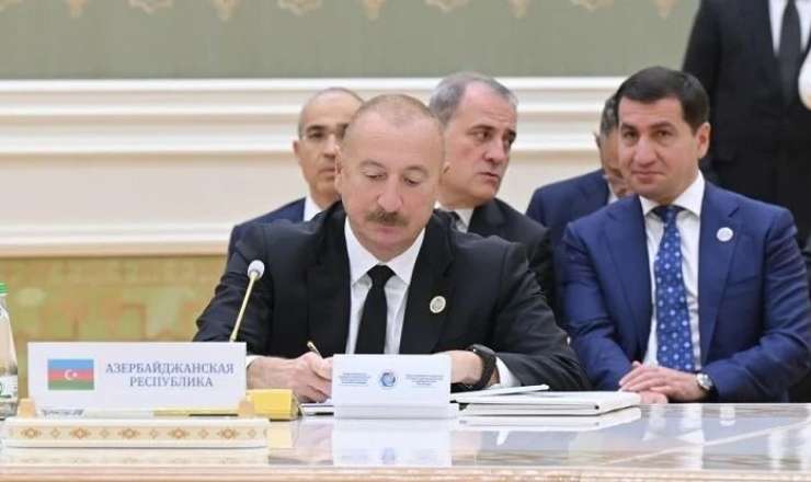 Türkmənbaşıda sənədlərin imzalanması mərasimi... 