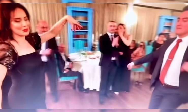 Nailə İslamzadədən oğlunun toyunda göz oxşayan rəqs... -  VİDEO