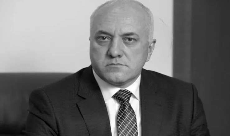 Akif Beybutov vəfat etdi 