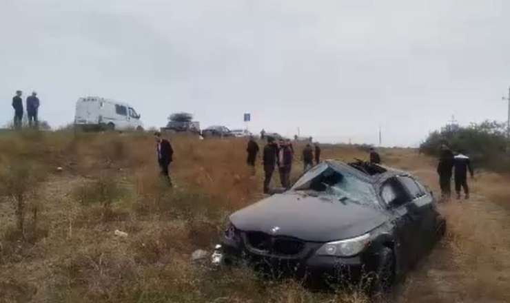 Yevlaxda avtomobil aşdı, 2 nəfər öldü - VİDEO
