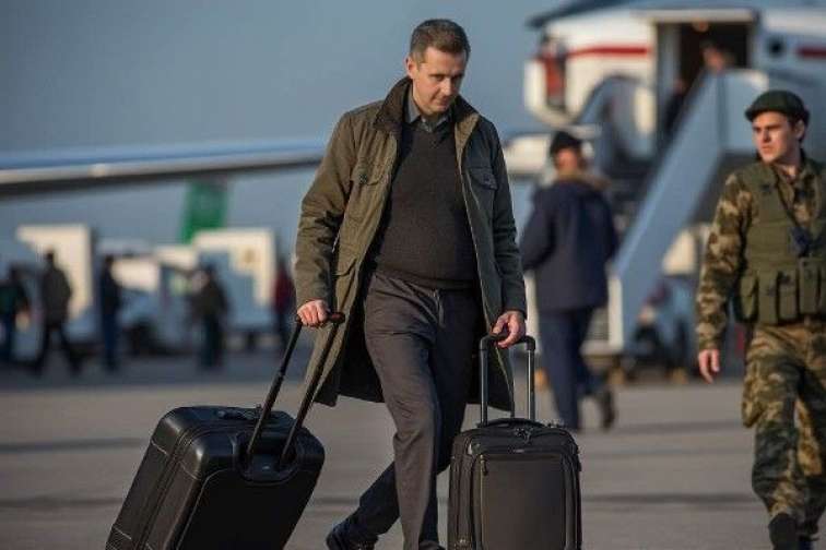 Bəşər Əsəd ailəsi ilə ölkədən qaçdı - FOTO