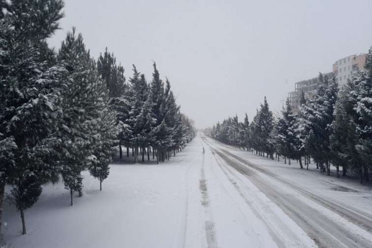 Yollar buz bağlayacaq , Bakıda 5-8 dərəcə şaxta olacaq - XƏBƏRDARLIQ Yollar buz bağlayacaq , Bakıda 5-8 dərəcə şaxta olacaq - XƏBƏRDARLIQ
