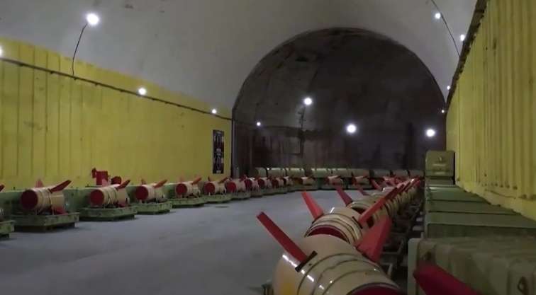 Yeraltı &ldquo;raket şəhərləri&rdquo; hədəf oldu &ndash; İranın HHM-i &ccedil;&ouml;k...